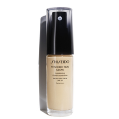 SYNCHRO SKIN Тональное средство-флюид с эффектом естественного сияния Shiseido