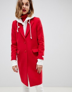 Приталенное пальто в строгом стиле Gianni Feraud - Красный