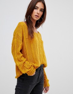 Вязаный джемпер с открытыми плечами и узором косы Missguided - Желтый