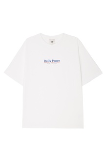 Белая футболка с логотипом Daily Paper