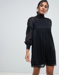 Платье мини с кружевными вставками Ted Baker Anneah - Черный