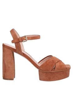 Сандалии Stuart Weitzman