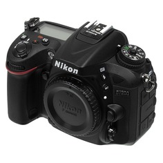 Зеркальный фотоаппарат NIKON D7200 body, черный