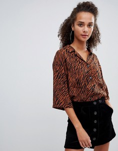 Рубашка с рукавами 3/4 и тигровым принтом Bershka - Коричневый