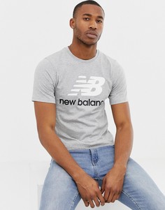 Серая футболка с логотипом New Balance MT83530_AG - Серый