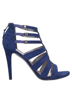 Сандалии Stuart Weitzman