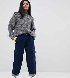 Суженные джинсы цвета индиго с карманами в стиле милитари ASOS DESIGN Petite - Синий