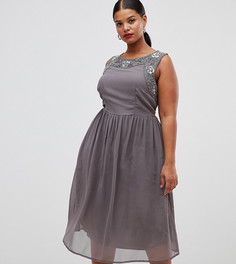 Короткое приталенное платье с отделкой Lovedrobe Luxe - Серый