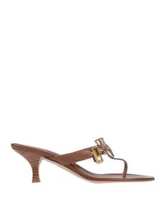 Вьетнамки Stuart Weitzman