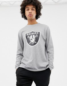 Серый лонгслив с овальным вырезом и логотипом команды Raiders New Era NFL - Серый
