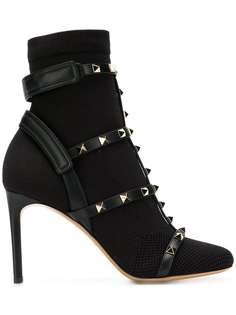 Valentino ботильоны с ремешками и отделкой Rockstud