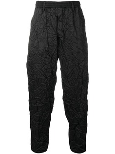 Yohji Yamamoto спортивные брюки с эффектом помятости