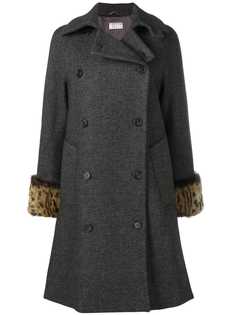 Kiltie двубортное пальто с меховыми манжетами