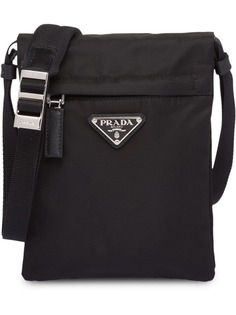 Prada сумка на плечо с бляшкой с логотипом
