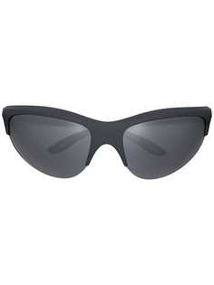 Yeezy солнцезащитные очки в оправе "кошачий глаз"