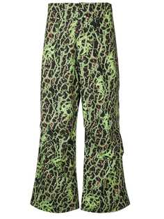 Sankuanz camouflage print wide leg trousers