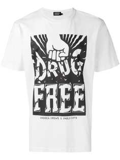 Andrea Crews футболка с принтом Drug Free
