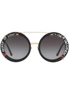 Dolce & Gabbana Eyewear солнцезащитные очки Queen of Love в круглой оправе
