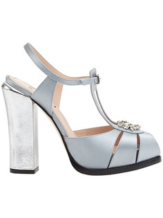 Fendi T-shaped front sandals