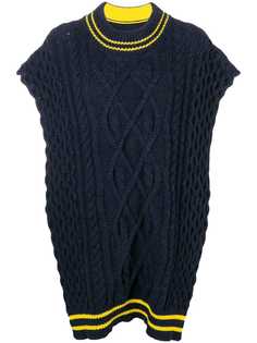 Maison Margiela объемный шарф в стилистке свитера вязки с косичками
