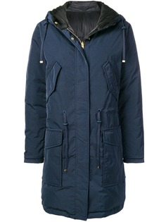 Closed парка с капюшоном