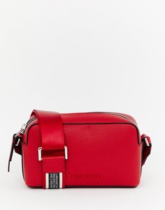 Сумка для фотоаппарата с широким ремешком Calvin Klein Jeans - Красный