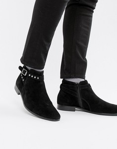 Черные ботинки челси из искусственной замши с заклепками и пряжками boohooMAN - Черный