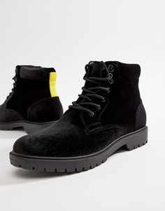 Черные бархатные походные ботинки с контрастными шнурками ASOS DESIGN - Черный