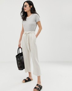 Льняные кюлоты с поясом и отворотами ASOS DESIGN - Кремовый