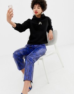 Синие полиуретановые брюки со змеиным принтом Na-kd - Синий