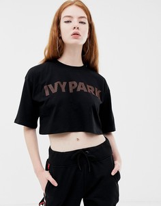 Укороченная футболка с логотипом цвета металлик Ivy Park - Черный