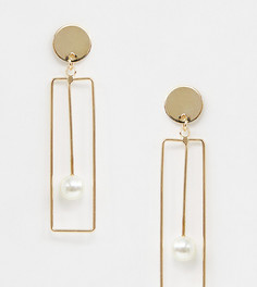 Золотистые серьги-подвески с искусственным жемчугом DesignB London - Золотой