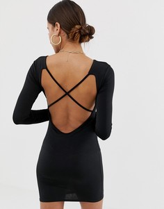 Черное платье мини с длинными рукавами и открытой спиной Missguided - Черный