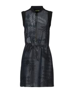 Короткое платье Versace