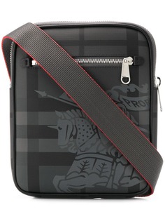 Burberry маленькая сумка через плечо в клетку EKD