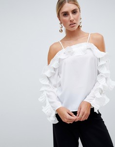 Блузка с открытыми плечами и оборкой AX Paris - Кремовый