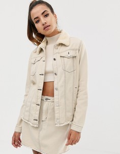 Комбинируемая джинсовая куртка серовато-бежевого цвета с воротником борг и контрастными швами Missguided - Белый