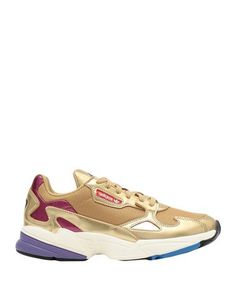 Кеды и кроссовки Adidas