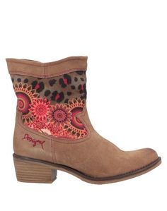 Полусапоги и высокие ботинки Desigual