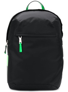 Prada рюкзак с нашивкой-логотипом сбоку