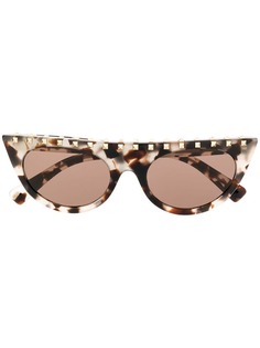 Valentino Eyewear "солнцезащитные очки в оправе ""кошачий глаз"" с отделкой Rockstud"
