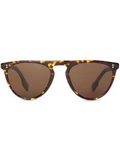 Категория: Солнцезащитные очки Burberry Eyewear