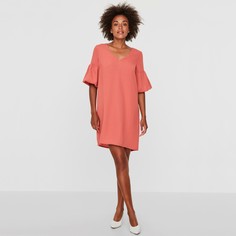 Платье с v-образным вырезом с воланами и короткими рукавами Vero Moda