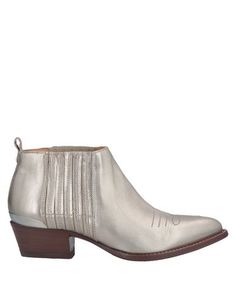 Полусапоги и высокие ботинки Buttero