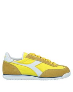 Низкие кеды и кроссовки Diadora