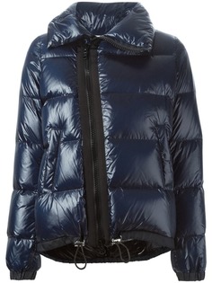 Sacai пуховик со смещенной застежкой-молнией