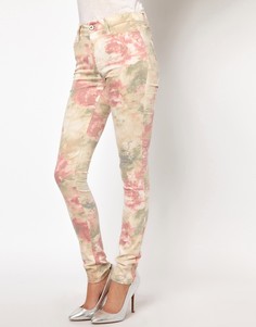 Пастельные джинсы с цветочным узором Vero Moda - Белый