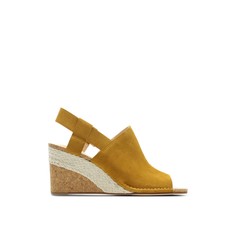 Босоножки из замши Spiced Bay Clarks