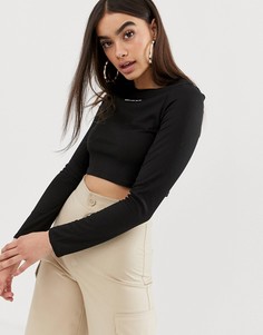 Черная футболка с надписью what a girl wants PrettyLittleThing - Черный