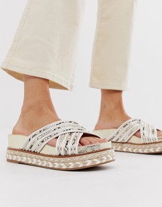 Кремовые шлепанцы на плоской платформе с перекрещенными ремешками River Island - Кремовый